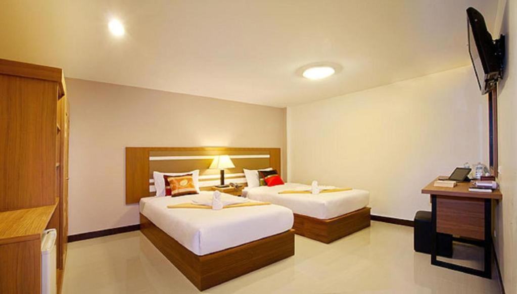 Patong V Hotel 外观 照片