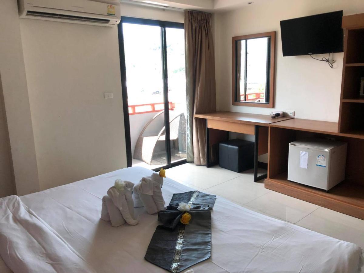 Patong V Hotel 外观 照片