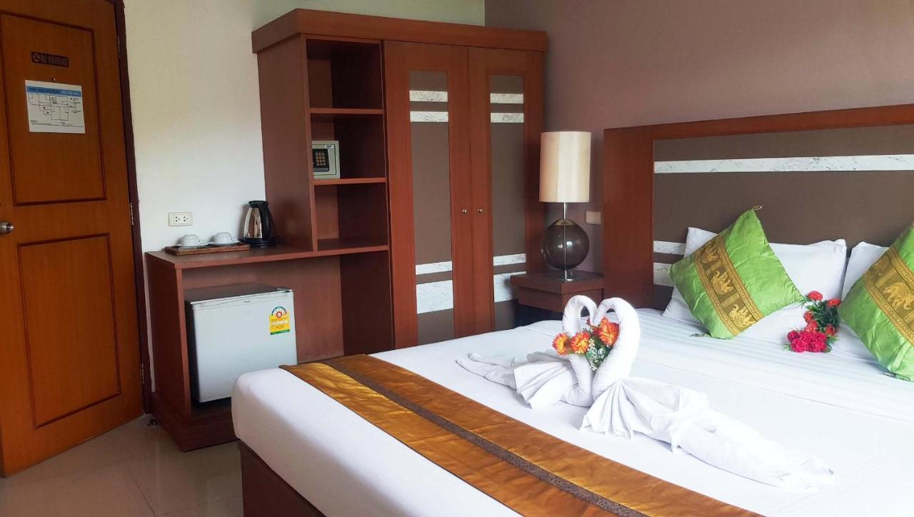 Patong V Hotel 外观 照片