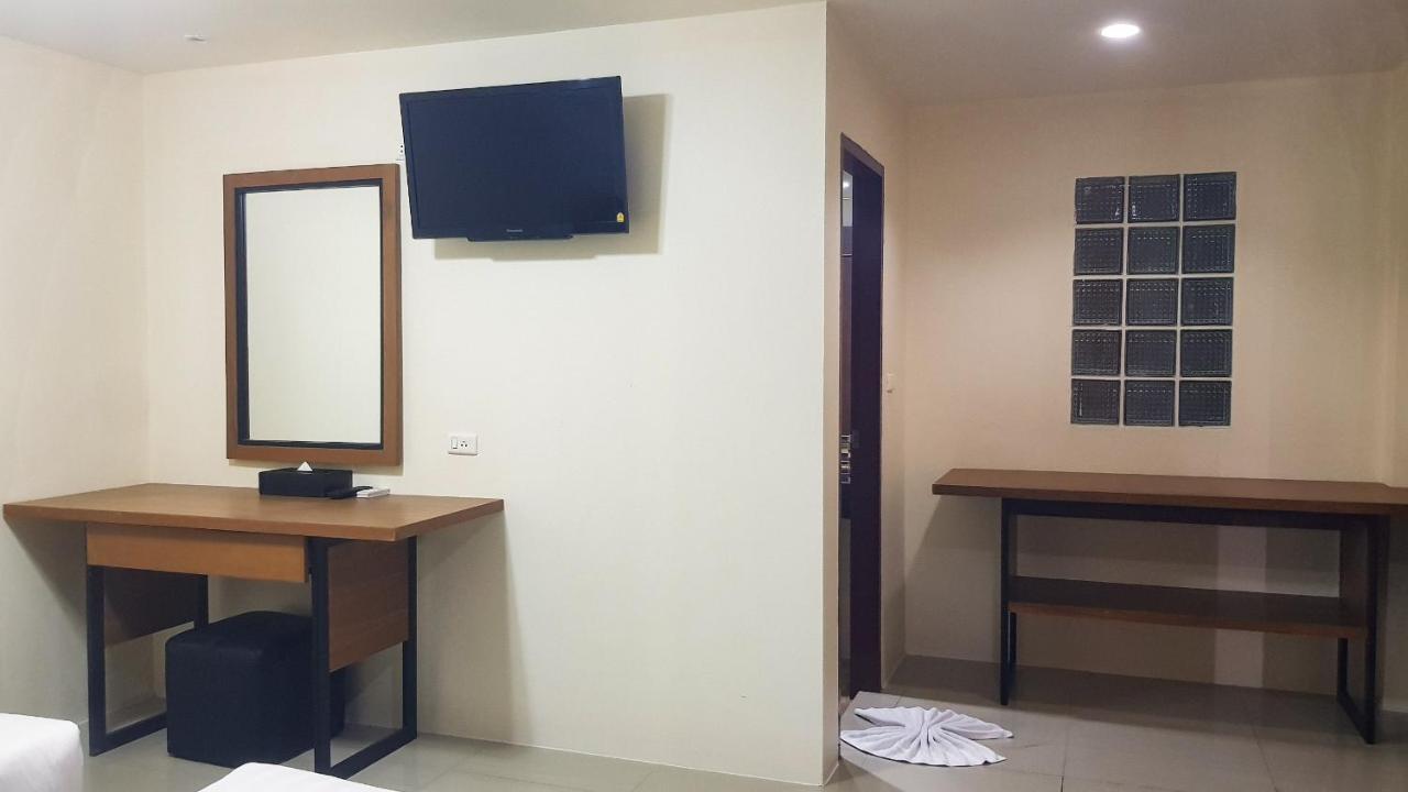 Patong V Hotel 外观 照片