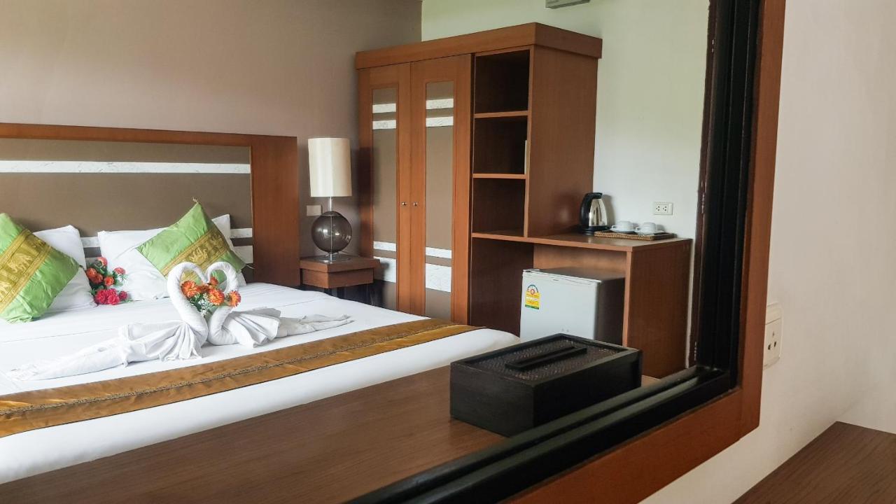 Patong V Hotel 外观 照片